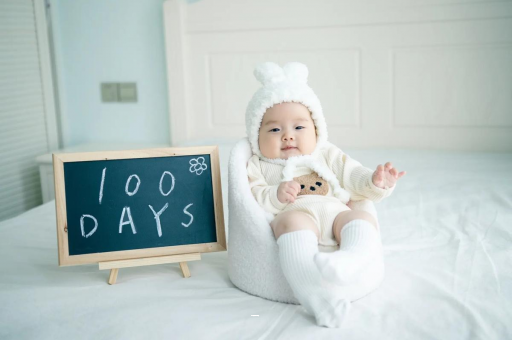 内蒙古七个月宝宝伸舌头